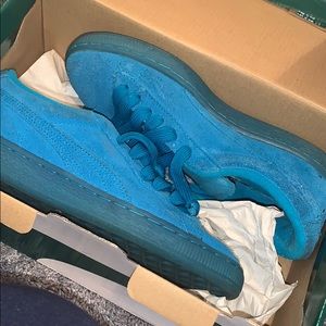 Puma suedes blue